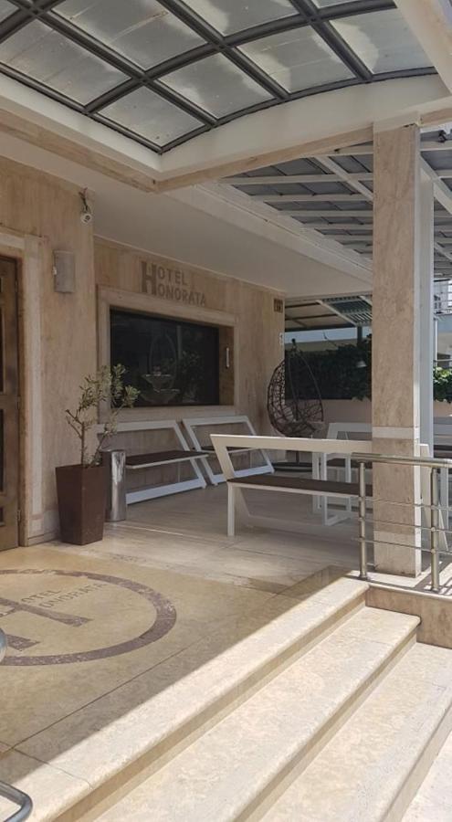 Hotel Honorata Paralia Katerinis Luaran gambar